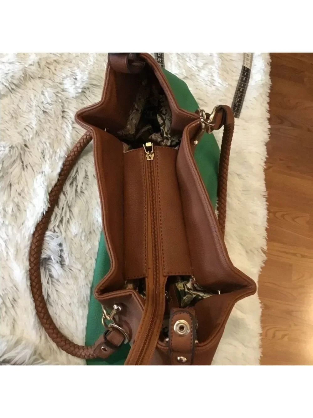 Black Rivet Woman’s handbag kelly green and brown with braided handles - Picture 10 of 15
